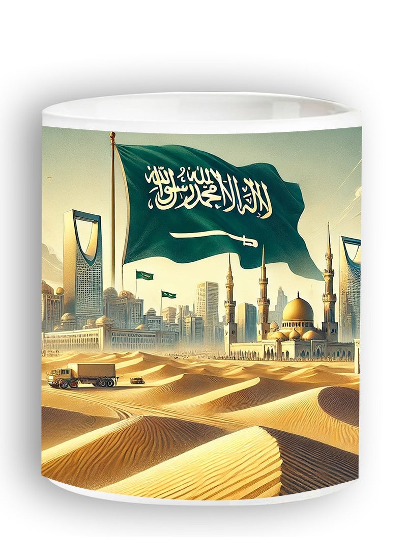 حكاية شمعة اليوم الوطني ، مج من السيراميك بطبعة تصميم لليوم الوطني السعودي بلون أبيض - Image 2