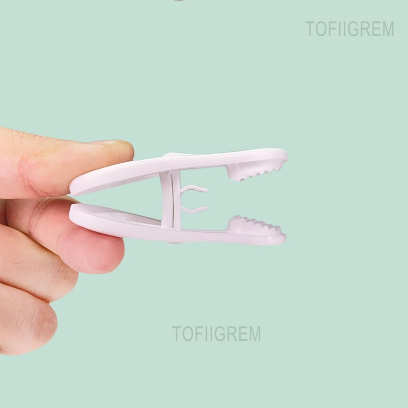 Tofiigrem White Hanger Clips 50 Pack  Multi-Purpose Plastic Hangers Clips Perfect For Plastic Clothes Hangers  Clothes Pins Finger Clip For Skirt Pants Hangers - Image 3