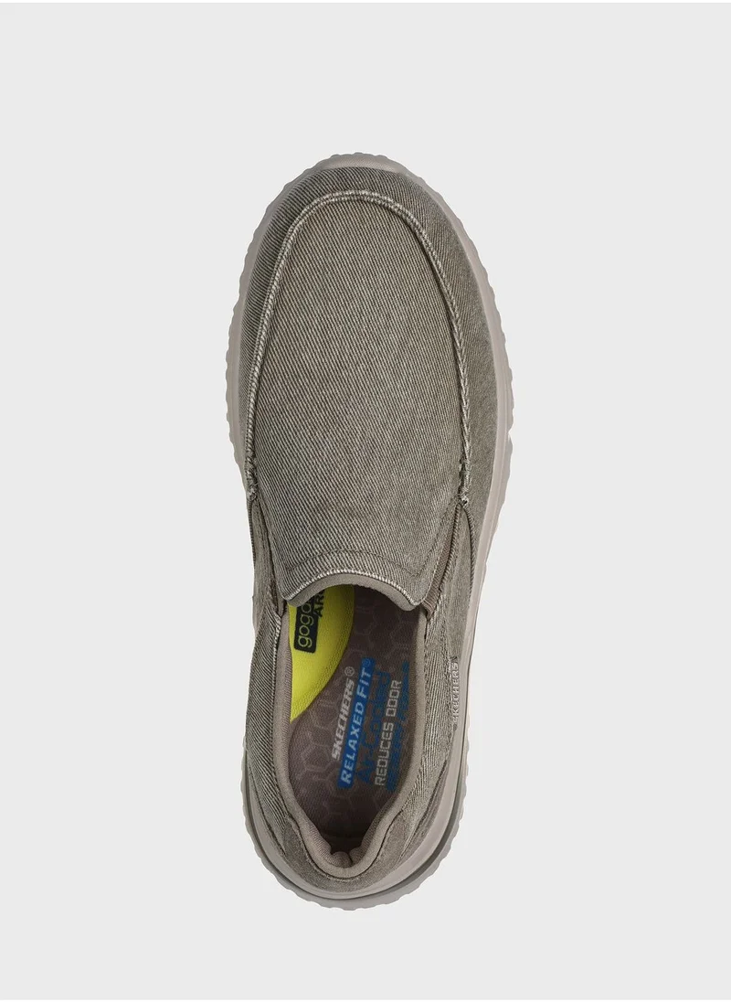 SKECHERS SOLVANO