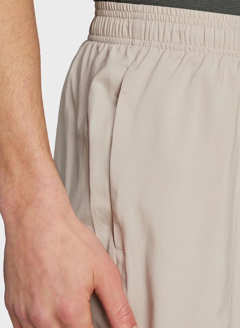 adidas شورتات متعددة