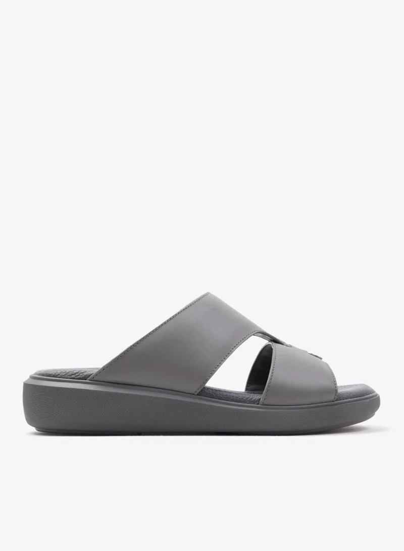 Uomo Cavalier Comfortable Slip-On Sandals with Cushioned Sole Grey