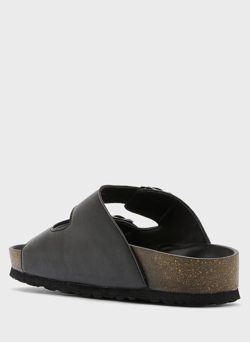 Robert Wood Casual Buckle Sandals