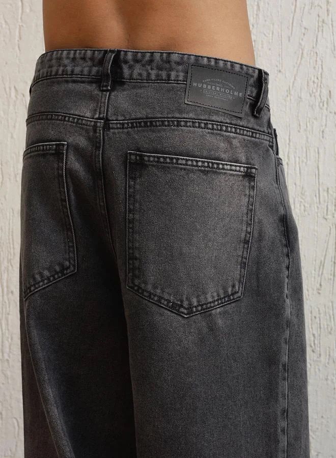 Hubberholme Baggy Mid Rise Jeans with Pockets