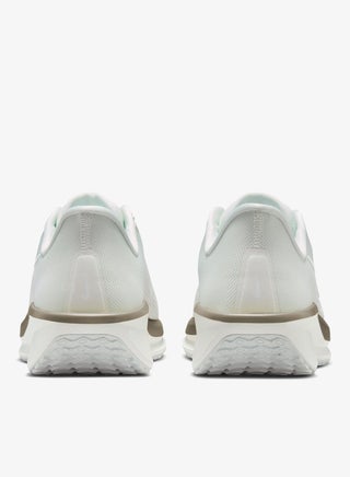 Nike QUEST 6 Sneakers for Men - Spruce - view 4