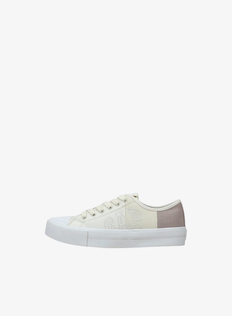 GAP Girls' Colourblock Sneakers with Lace-Up Closure - BALTIMORE - Image 2