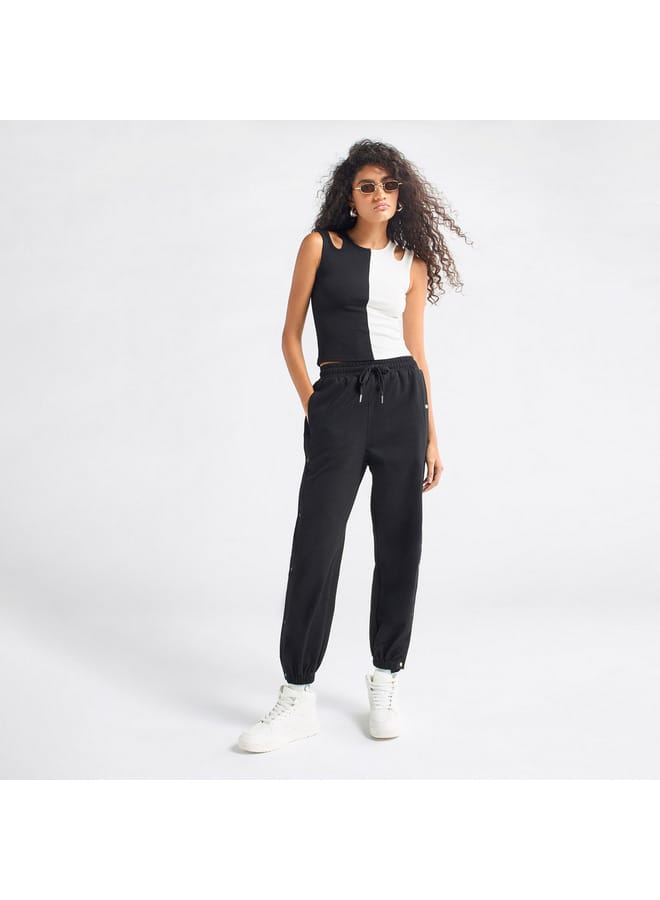 سبلاش فيڤ بنطلون رياضي سادة برباط إغلاق وجيوب - Image 2