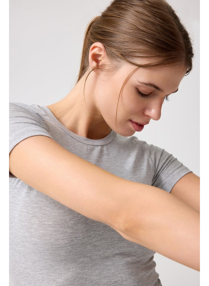 Los Ojos - x Melodi Gray Melange Fitted T-Shirt Short Fitted - Image 1