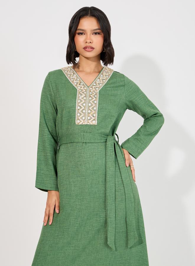 ستايلي جلابية طويلة مزينة بالترتر - Image 5