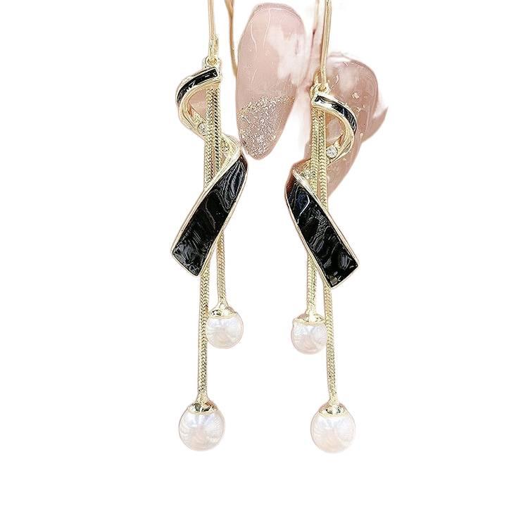 Gold Pearl Earrings Lightweight Non Pierced Jewelry for Women and Daily Wear - Image 2