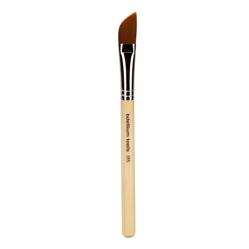 Bdellium Tools Bdellium Tools Professional Makeup Brush - Special FX Series 135 Large Dagger - With Soft Synthetic Fibers, For Drawing Lines and Blending Wider Areas (Bamboo, 1pc)