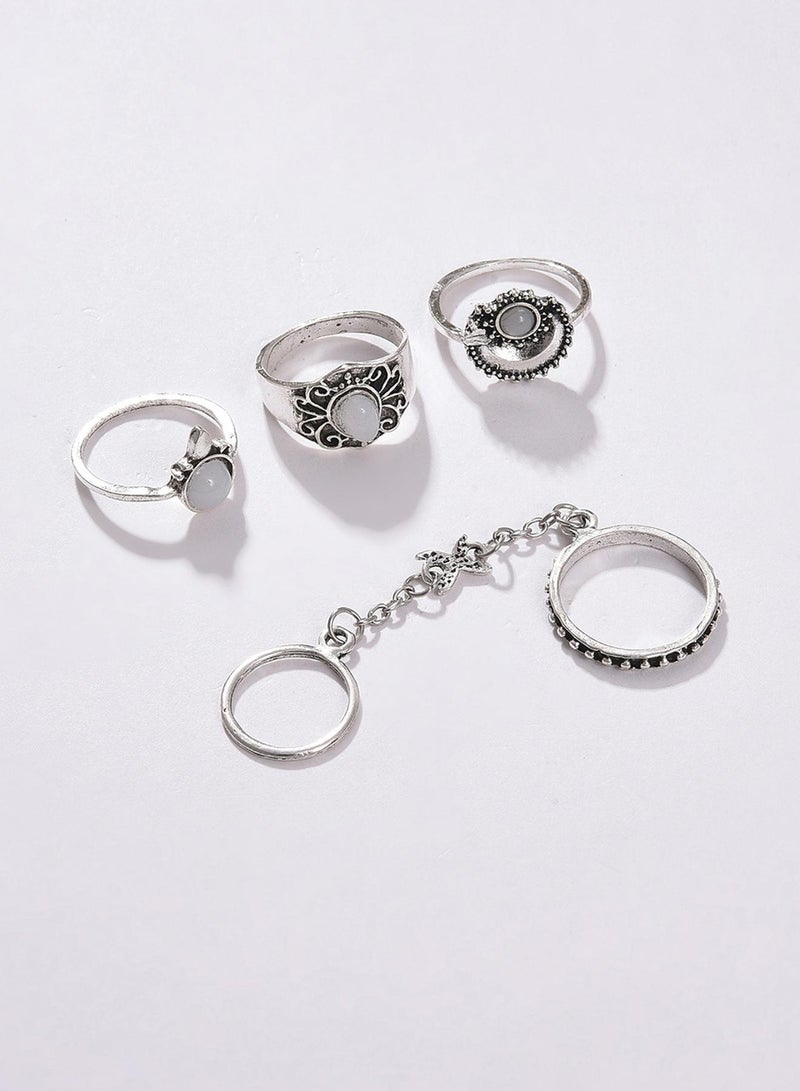 SOHI Set of 4 Oxidised White Stone-Studded Artificial Finger Ring Jewellery - Image 1