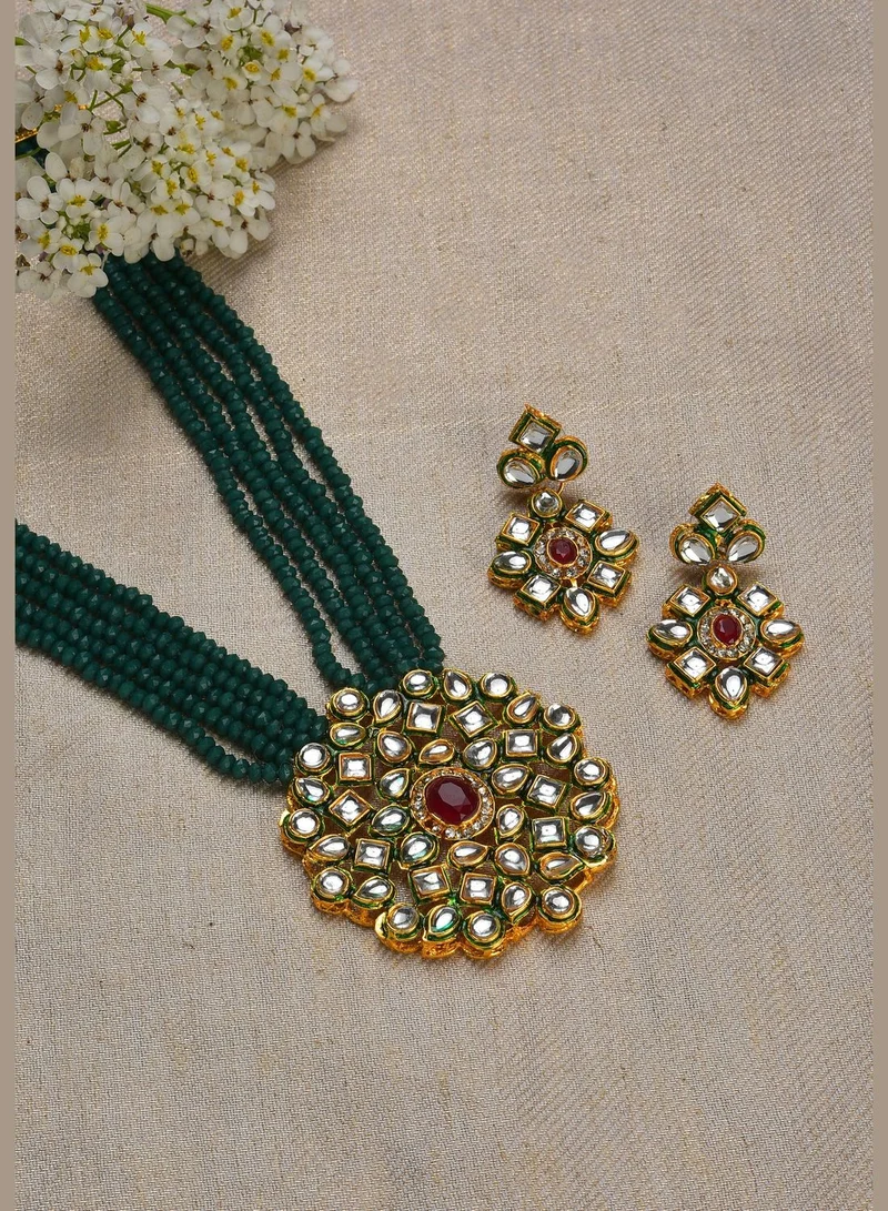 SOHI Gold Plated Designer Stone Necklace Set