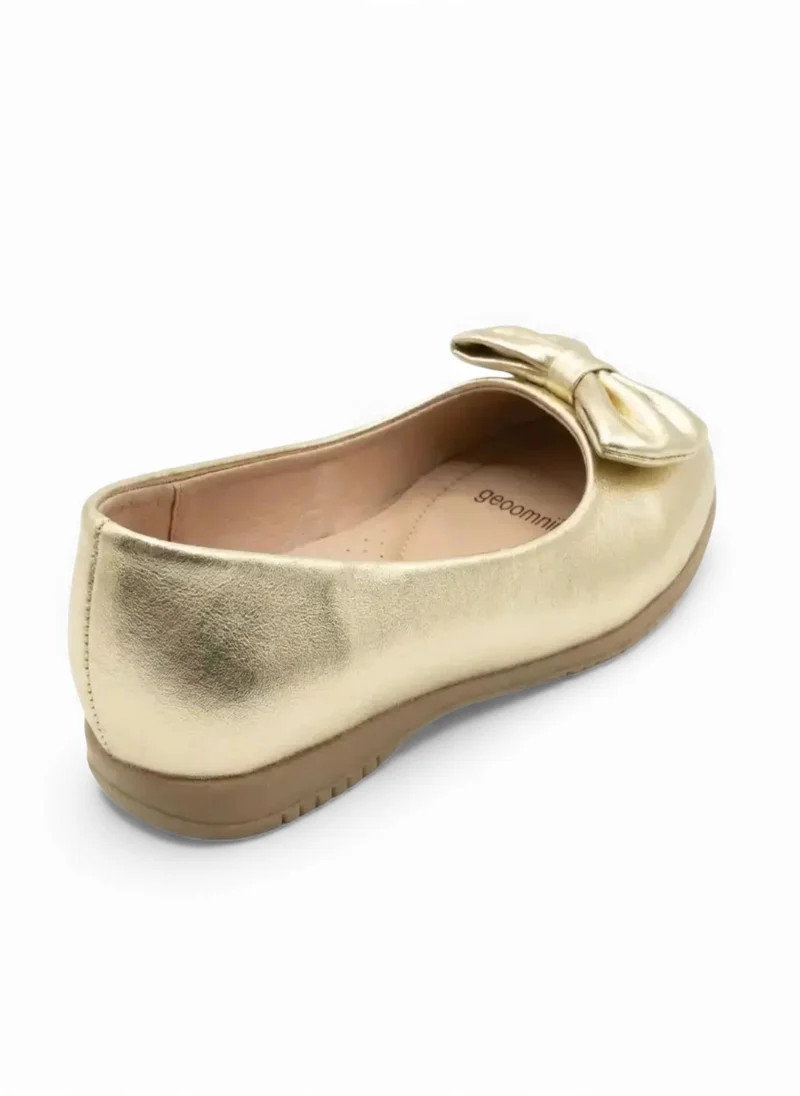 Geoomnii Gold Junior Girls’ Closed Flat Shoes – Comfortable, Lightweight & Everyday Wear for Women | Best Price UAE