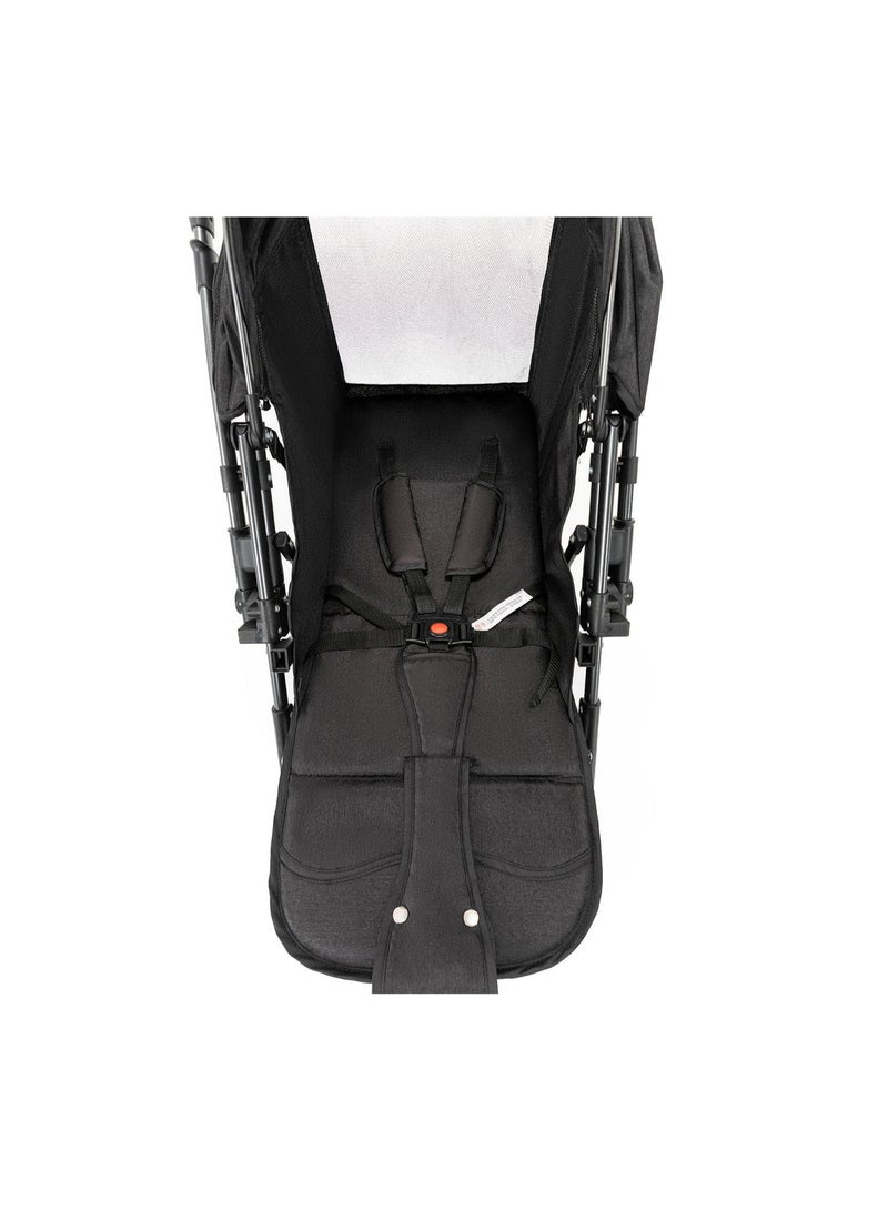 Chicco baby stroller with flip arm and anti-puncture wheels, it has a storage basket for the baby's essentials and an adjustable canopy, black color - Image 4