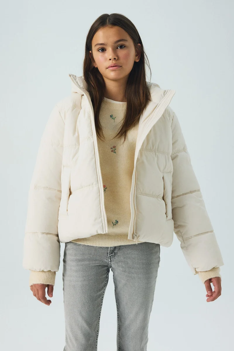 اتش اند ام جاكيت منفوخ بغطاء رأس