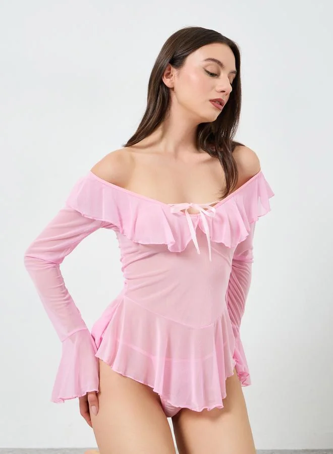 تايك تو طقم فستان شبكي مكشوف الأكتاف بحافة مكشكشة مع سروال داخلي