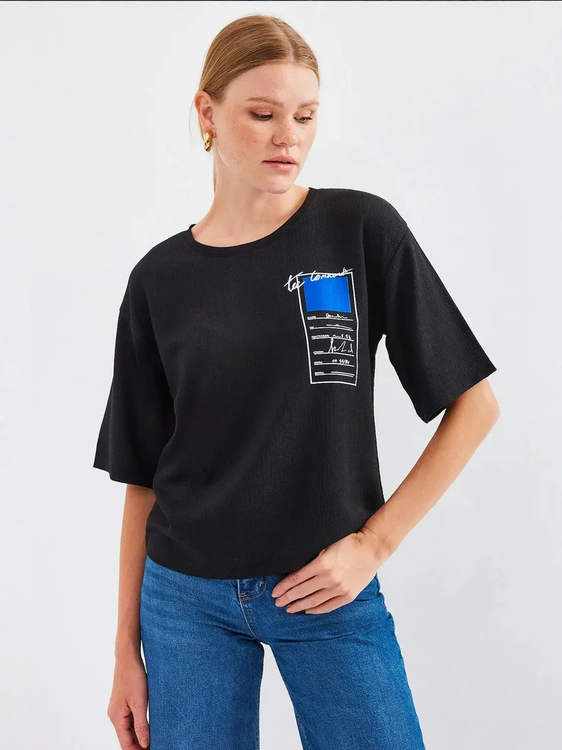 Big Dart Black BDART Printed Crew Neck Short Sleeve T-Shirt for Women | Best Price UAE