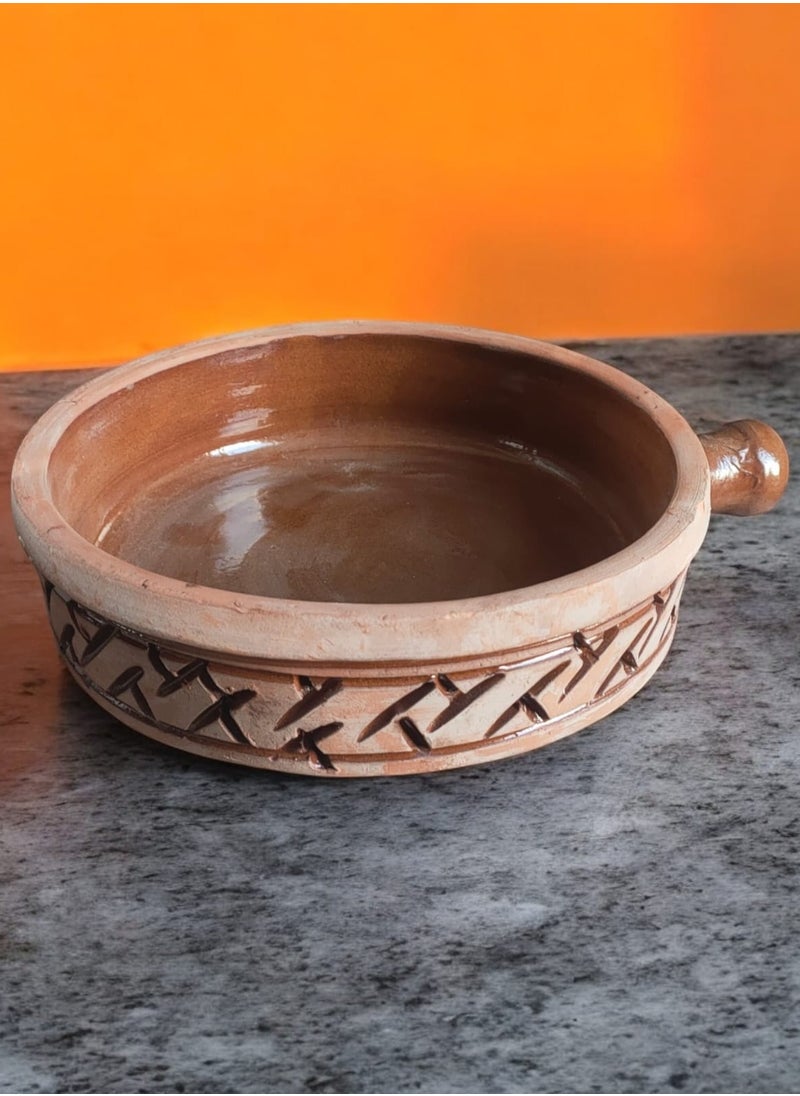 بوله من الفخار و الخزف تستخدم الميكروويف و داخل الافران وتسخدم للشوربه متعدد الاستخدام 20  cm