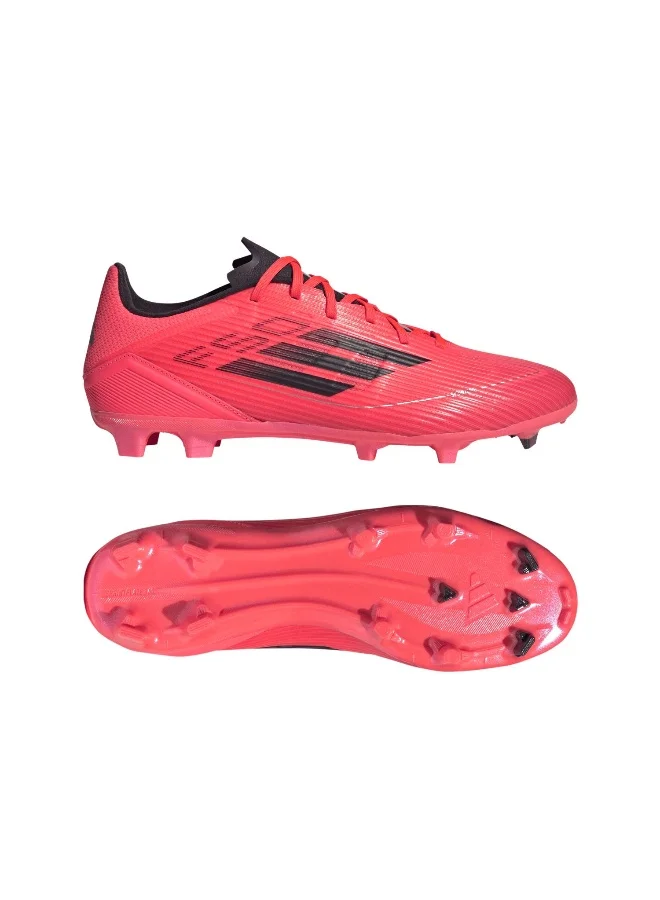 adidas أحذية كرة قدم  ليج  حمراء مقاس .