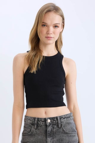 Woman Slim Fit Camisole Halter Collar Tank Top - pzsku/ZEF59714BB2A97683D444Z/45/1748351863/e32cb789-6c7b-4063-807e-e33855eb40c0