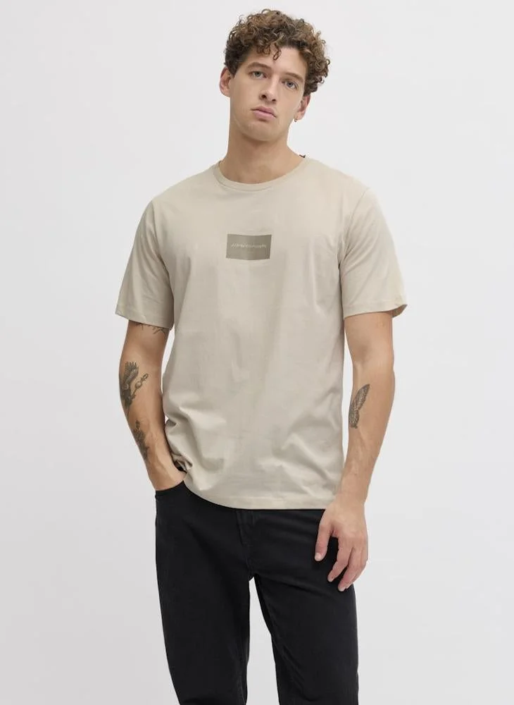 JJ Rebel Logo Regular Fit Crew Neck T-Shirt