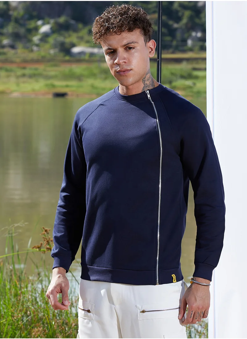 كامبوس سوترا Men's Navy Blue Sweatshirt With Asymmetriclal Zip