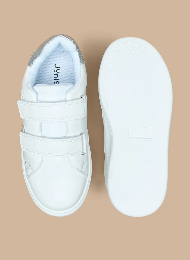 جونيورز Girls Heart Applique Sneakers With Hook And Loop Closure