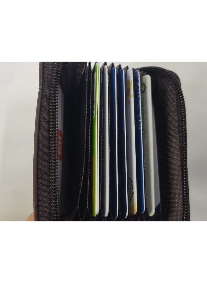 Horse Men's Zip Card Wallet - Stylish Faux Leather, Slim and Secure Design for Cards and Cash, Classic Color - Brown - Image 4