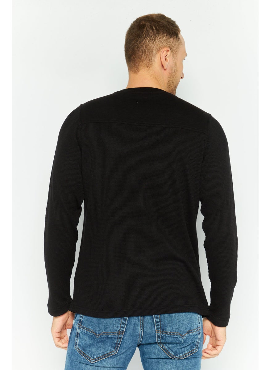 Hurley Men Crew Neck Long Sleeve Textured Sweatshirt, Black  - Image 4
