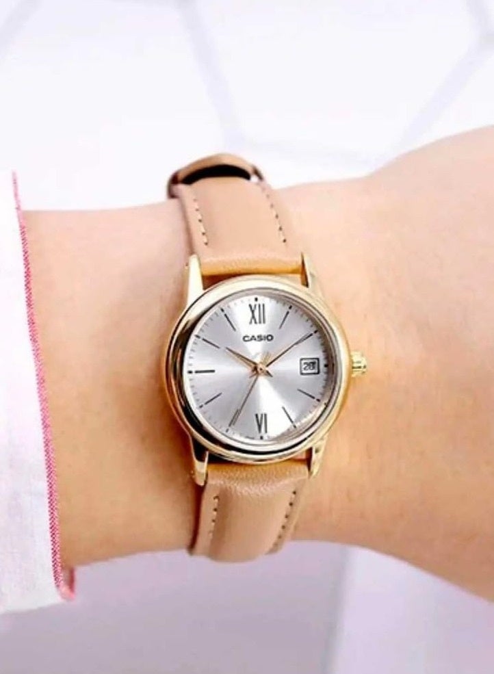 كاسيو Analog Women’s Watch LTP‑V002GL‑7B3UDF, 25 mm Silver Dial, Stainless Steel Case, Brown Leather Band, Water Resistant - Image 1