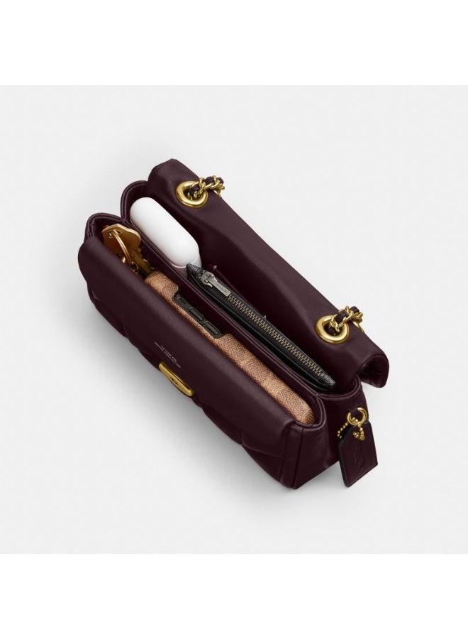 coachoutlet Quilted Leather Shoulder Bag with Signature Gold C Turnlock & Chain Strap - Luxurious Designer Handbag for Women, Perfect for Everyday - Tabby 20 - Image 4