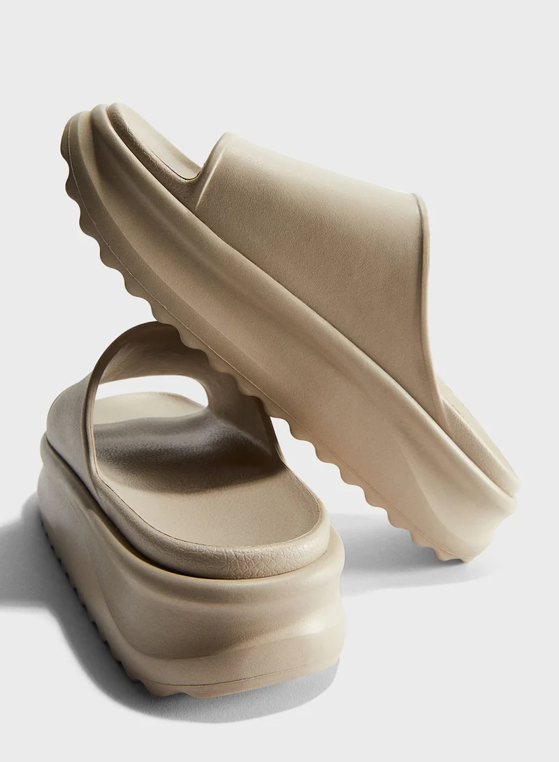 H&M Platform Pool Slides