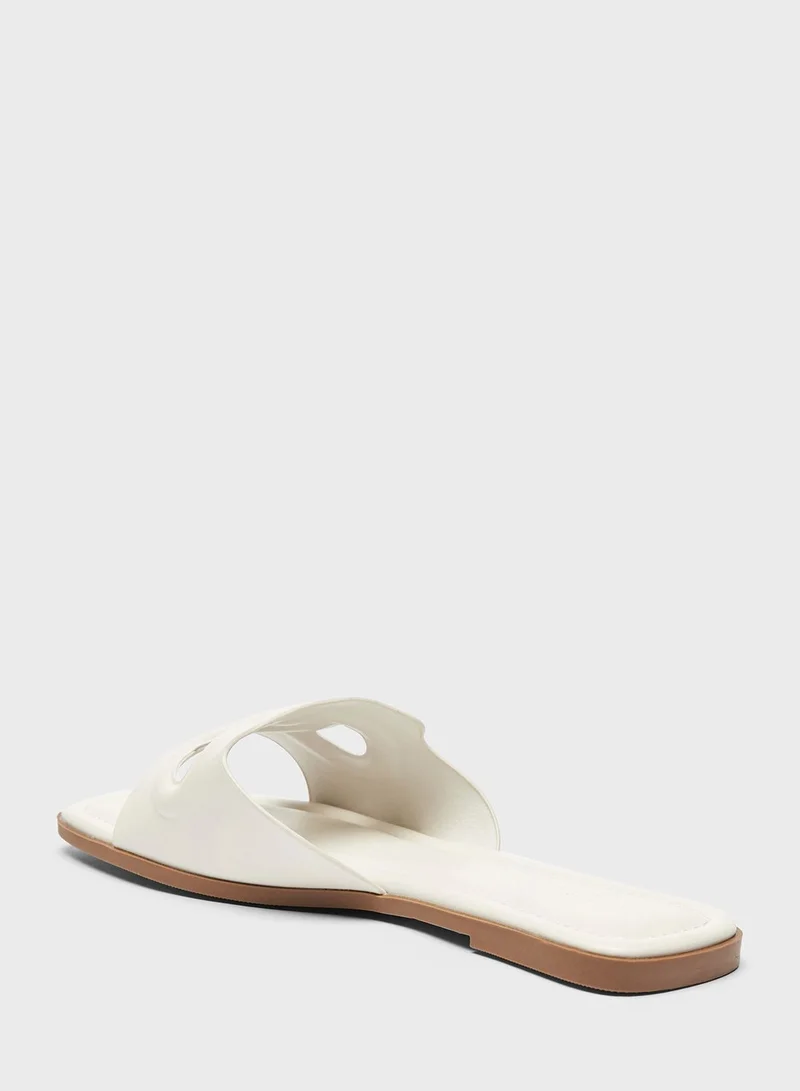 Celeste Straps Flat Sandals