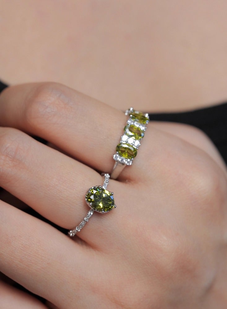 French Vintage Haute Couture Olive Green Split Ring with Solitaire - Image 4