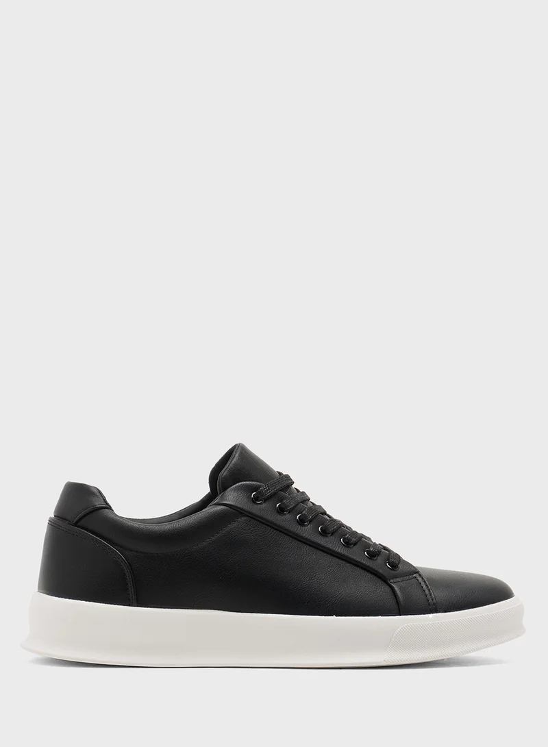 Robert Wood Smart Textured Sneakers