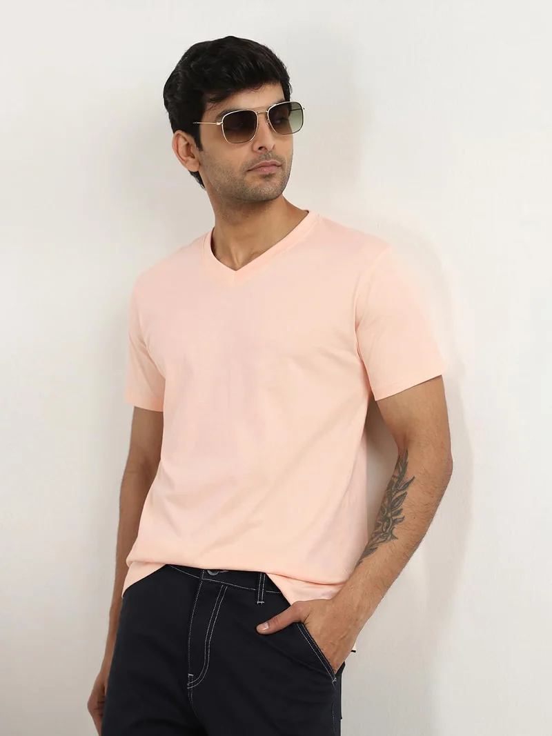NOBERO Men's Solid V-Neck T-Shirt in Pink