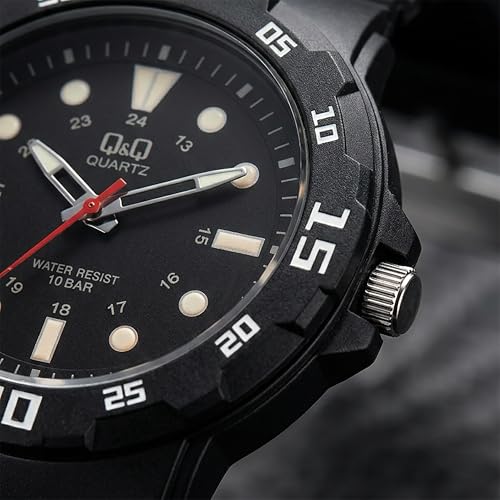 Q&Q Men’s Black Dial Fibre Strap Watch – Water Resistant up to 100 Meters, Lightweight and Comfortable - VR18J002Y - Image 2