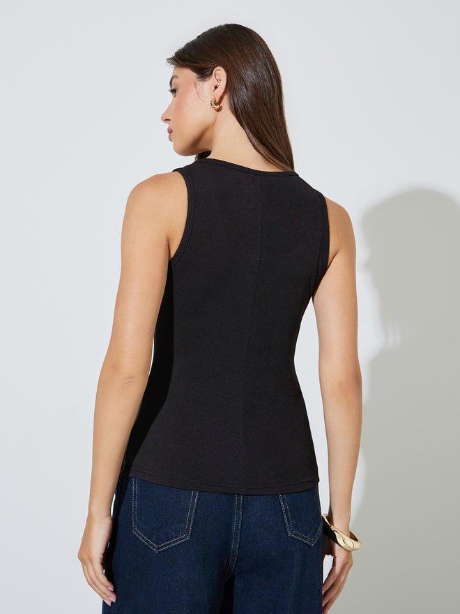 Styli Black Metal Decor Detail Solid Vest - Image 5