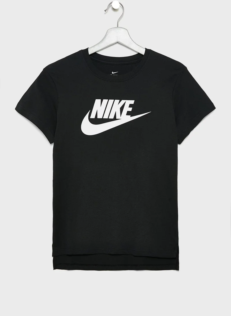 Nike Youth Basic Futura Droptail  T-Shirt