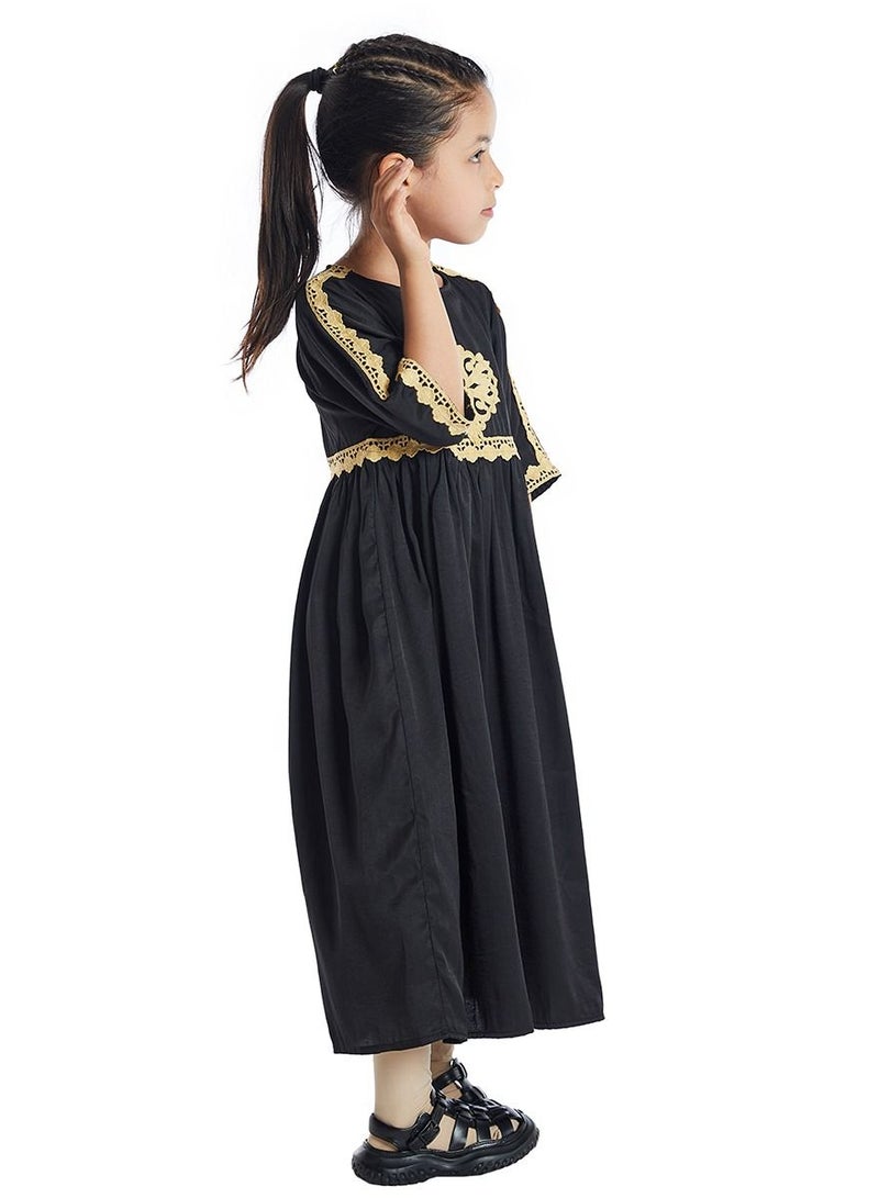 إسكدنيا Girl's Mid Sleeve Maxi Long Dress With Lace Black  - Image 2