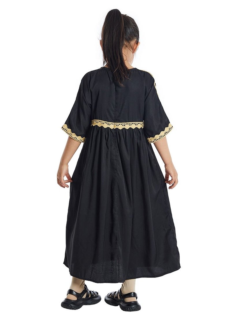 إسكدنيا Girl's Mid Sleeve Maxi Long Dress With Lace Black  - Image 3