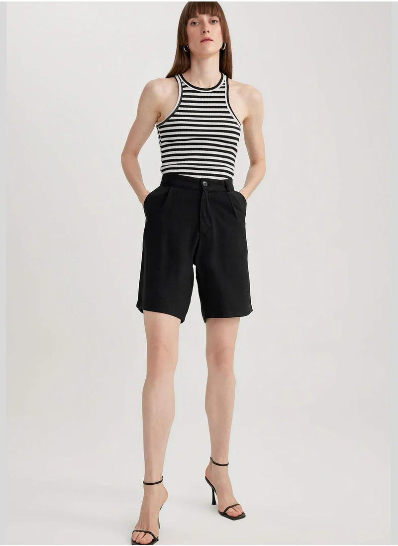 DeFacto Woman Woven Short