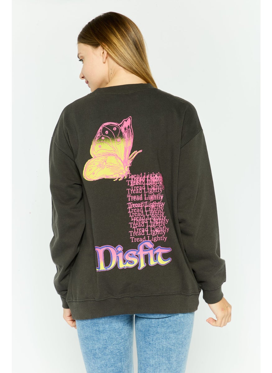 Misfit Women Crew Neck Graphic Print Long Sleeves Sweatshirt, Dark Grey  - Image 3