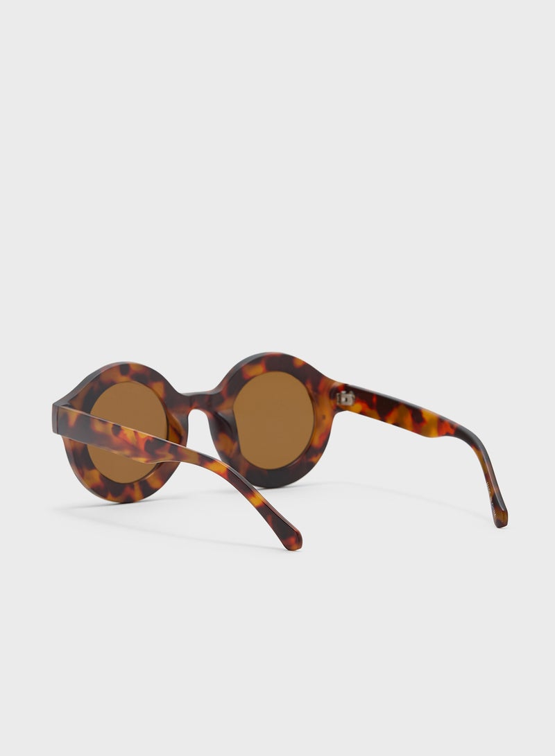 Ginger Round Len Sunglasses  - Image 2
