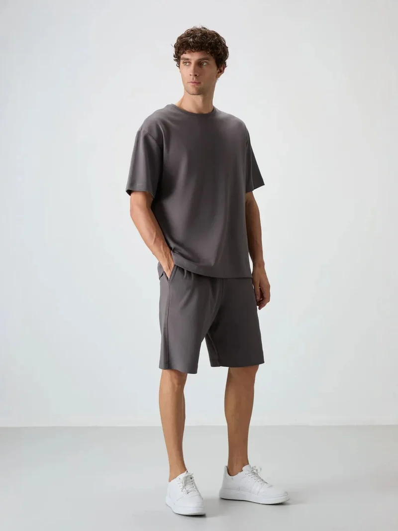تومي لايف TOMMY Oversized T-Shirt And Shorts Set