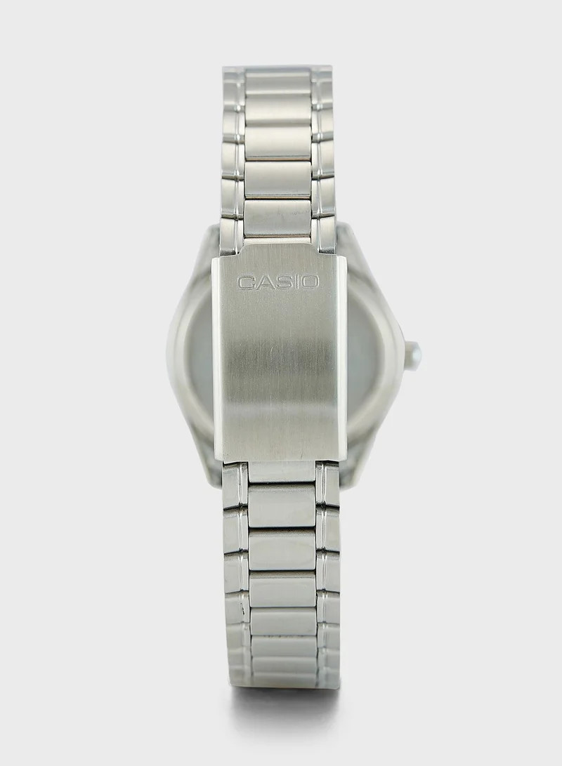 CASIO Analogue Watch