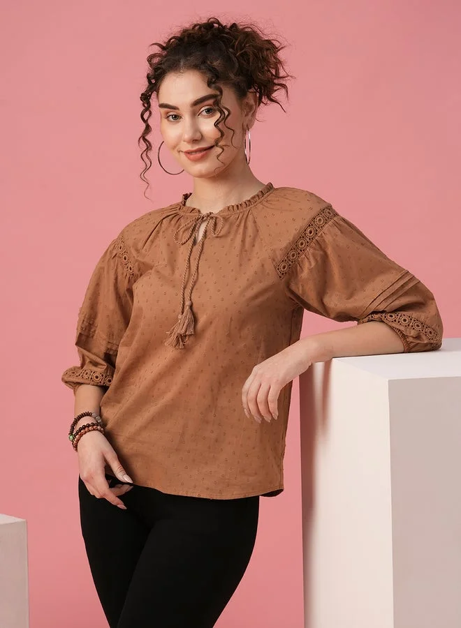 globus Globus Textured Dobby Tie-Up Neck Lace Insert Top
