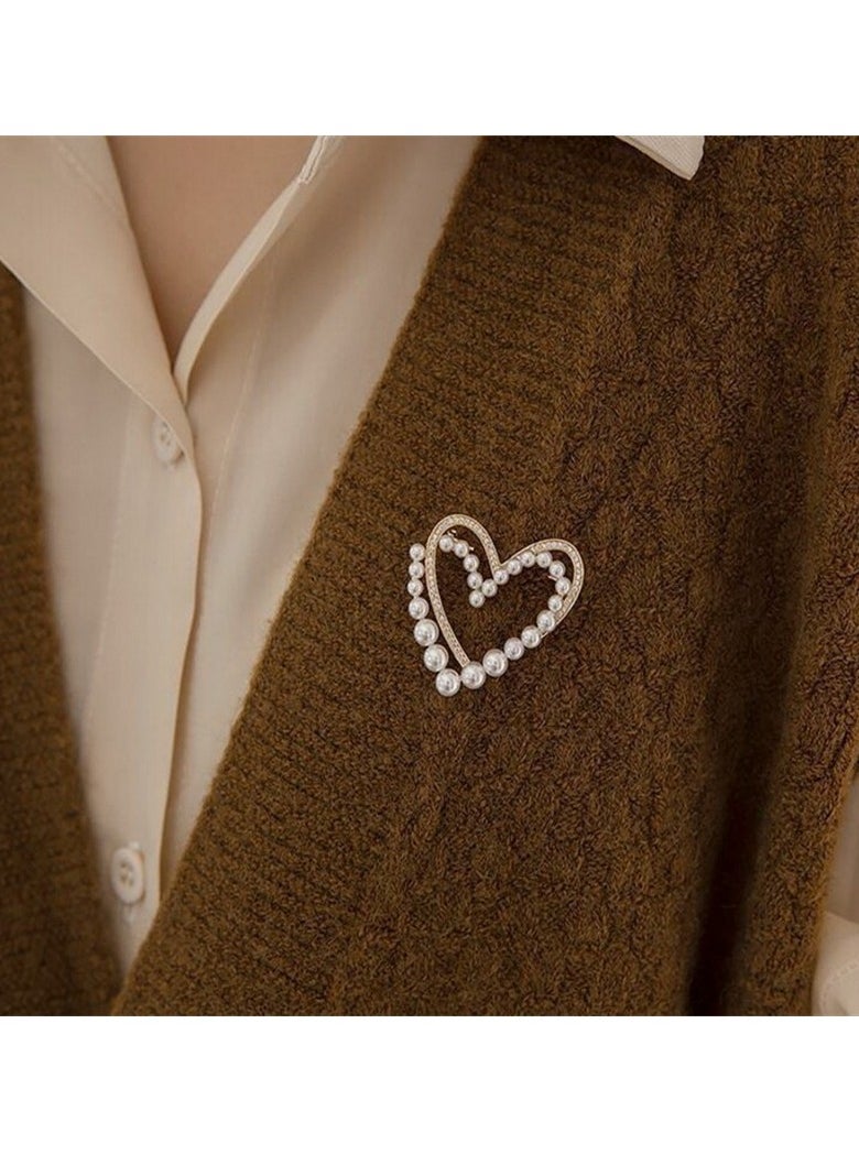 Generic Glamorous Heart-shaped Faux Pearl Brooch Pin - Delicate Decor for Coats & Sweaters - Fashionable Accessory to Enhance Your Style  - Image 1
