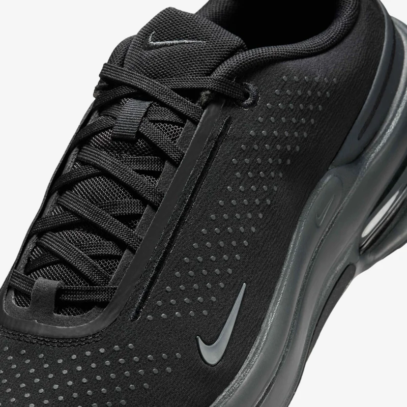 Nike Black Women's Air Zoom Upturn SC Shoes for Women | Best Price UAE