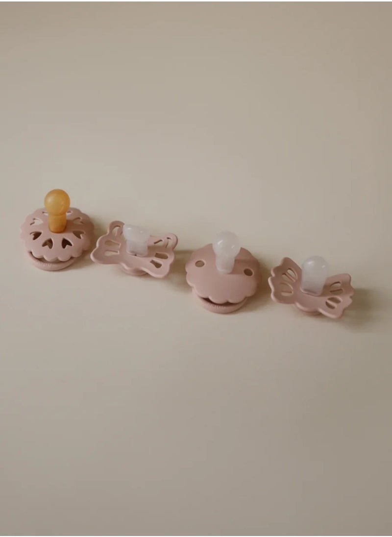 FRIGG Baby's First Pacifier 4-pack - Floral heart - Blush 0-6M - Size 1  - Image 4